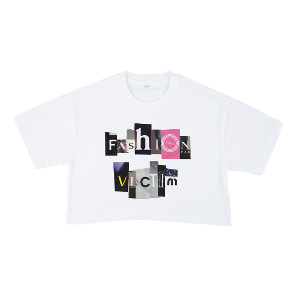 Fashion Victim Graphic Cropped T-Shirt